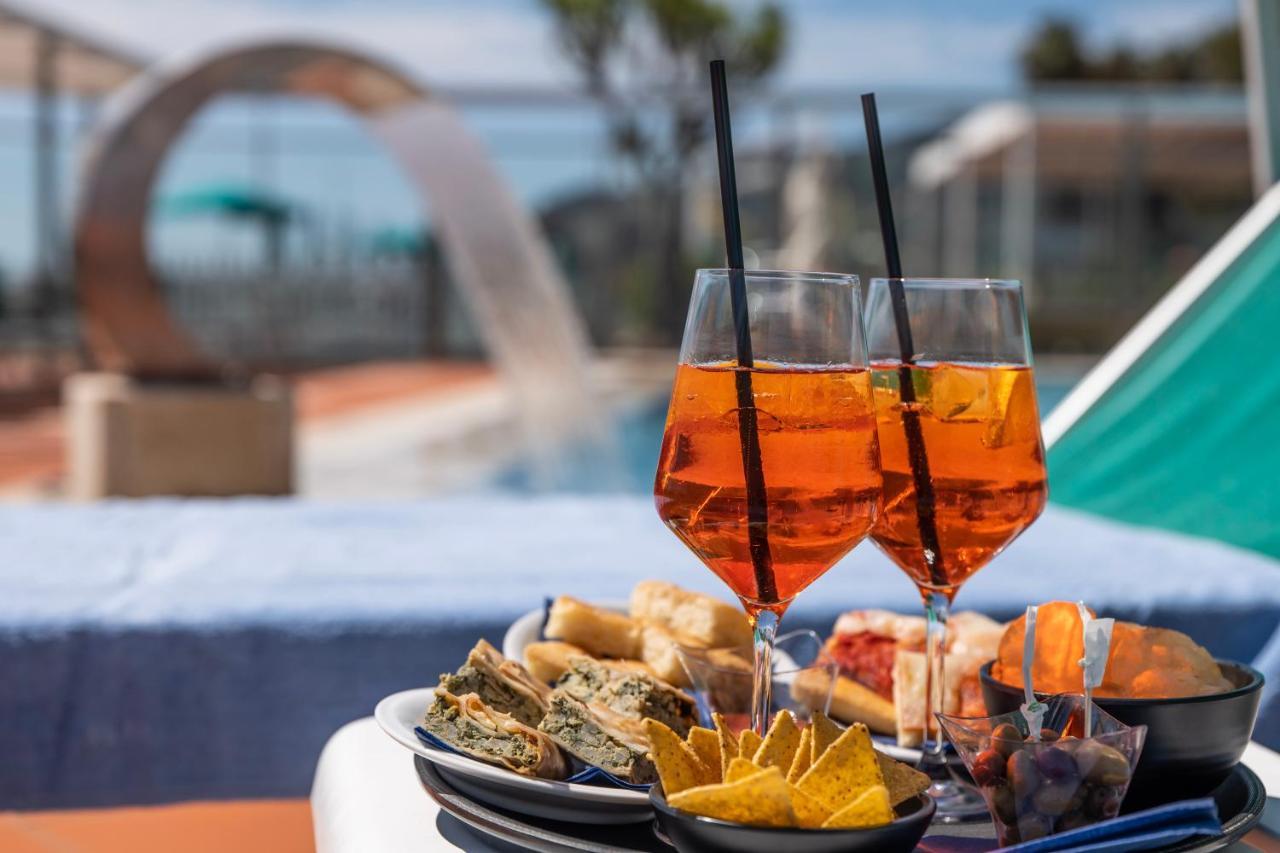 Hotel Bellevue Et Mediterranée Diano Marina Eksteriør billede
